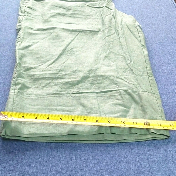 Linen, cropped, petite pants. - Picture 5 of 14
